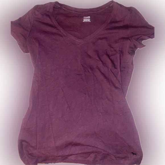 NWOT vs PINK V Neck Tee - Picture 2 of 3